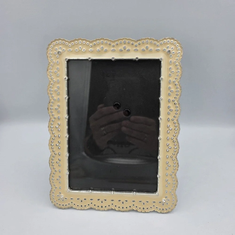 Green Tree Gallery Ivory Metal Scalloped‎ Rhinestones Picture Frame 8.5